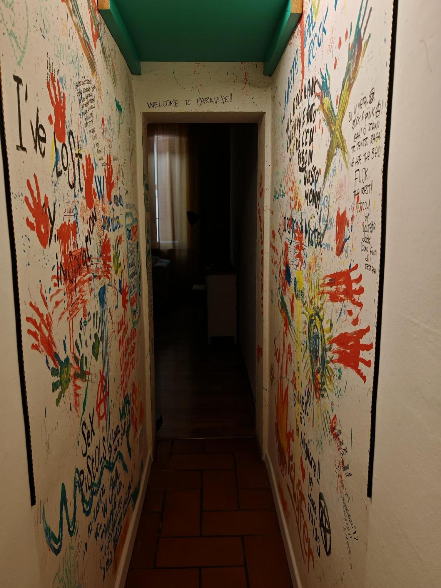 La Sosta 2-Casa Accanto Alla Stazione Dei Treni Modena Exteriör bild